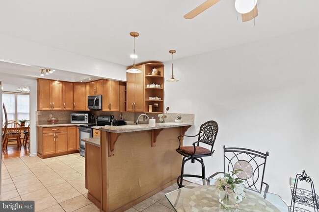 Building Photo - 19300 Frenchton Pl