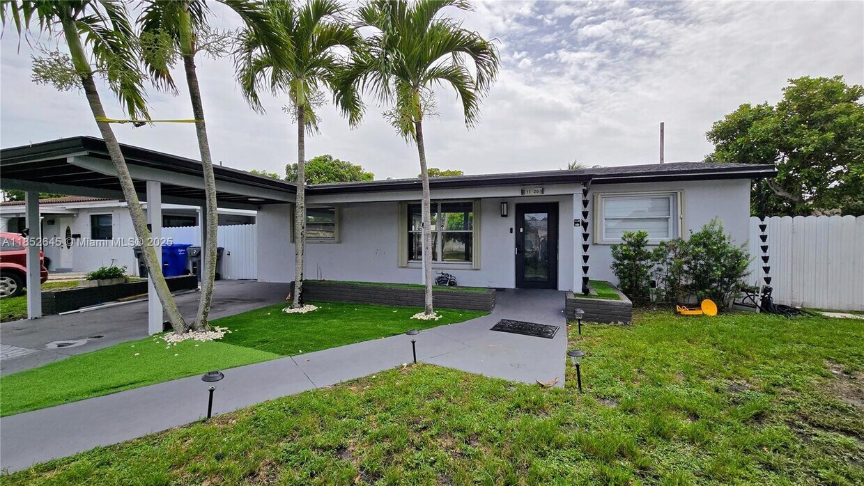 Foto principal - 1120 N 74th Terrace