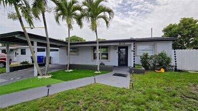 Building Photo - 1120 N 74th Terrace