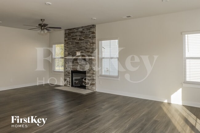 Building Photo - 7189 Waterwheel St SW