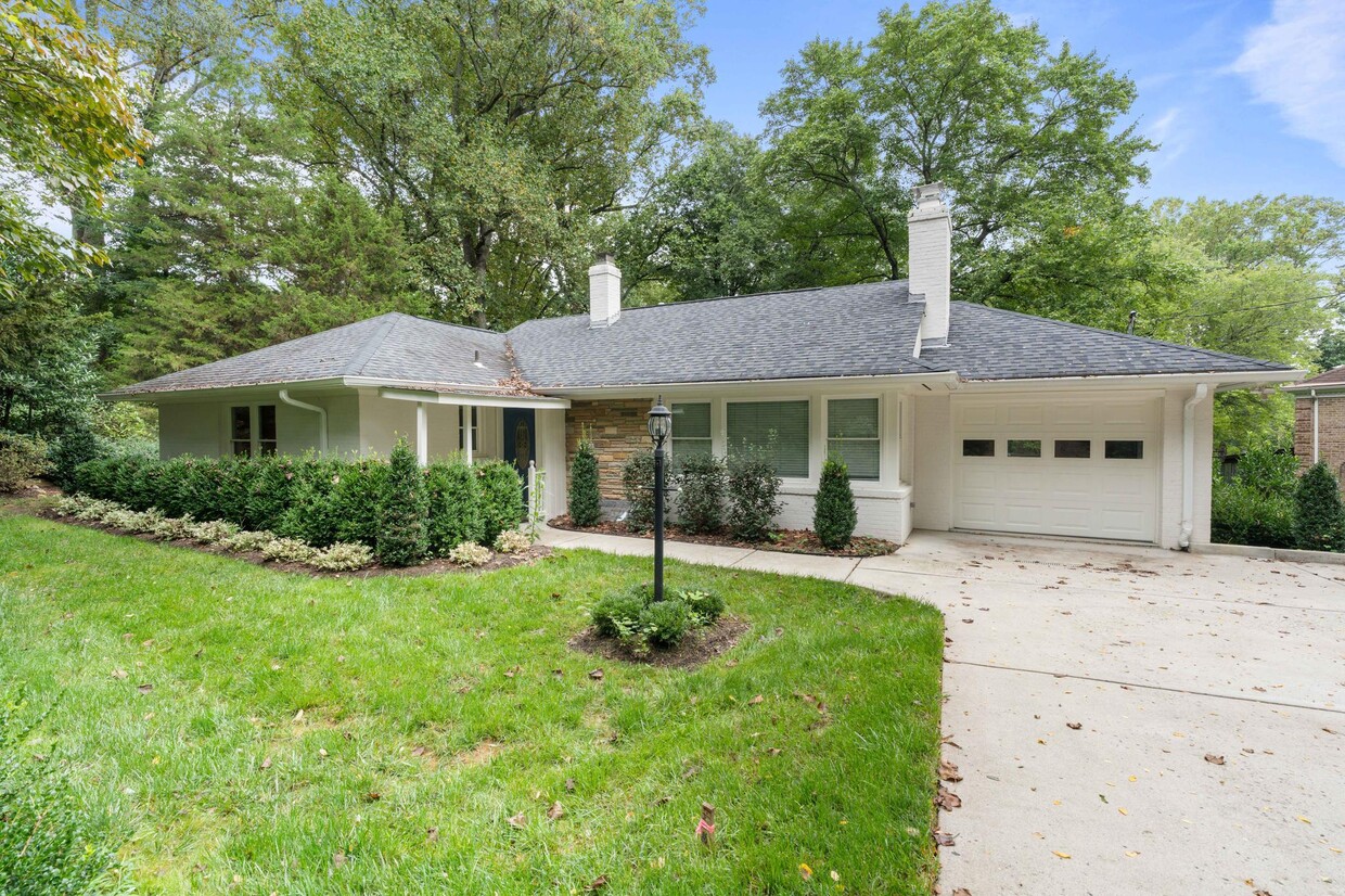 Primary Photo - 1466 Kirby Rd