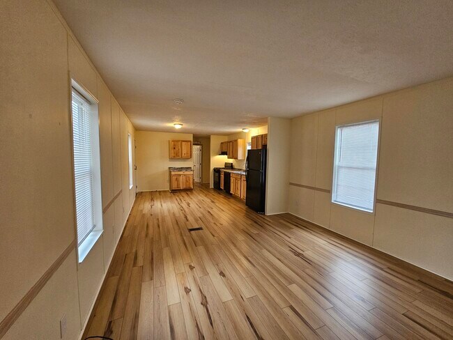 Foto del edificio - 637 Scarlet Dr