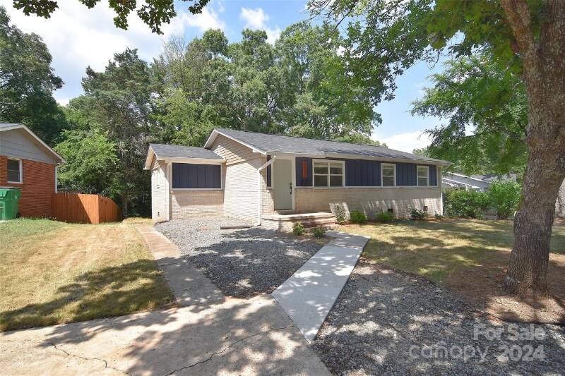 9507 Loblolly Ln, Charlotte, NC 28210 House Rental in Charlotte, NC