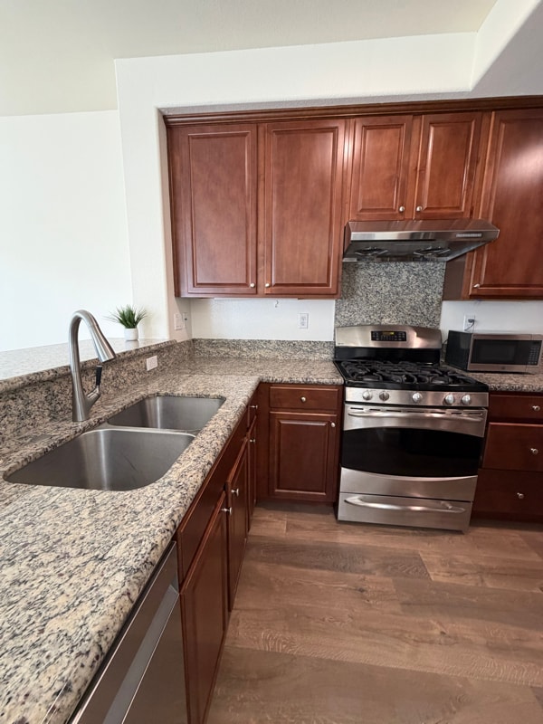 Foto del edificio - 2390 Brookwood Ave