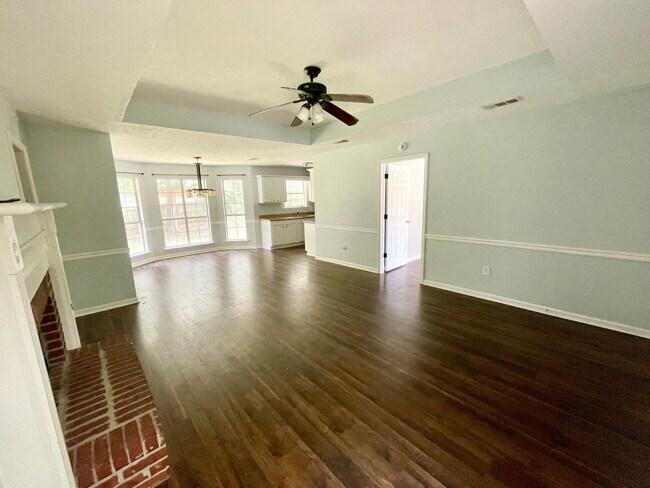 Foto del edificio - 3/2 For Rent in Brandon 047!