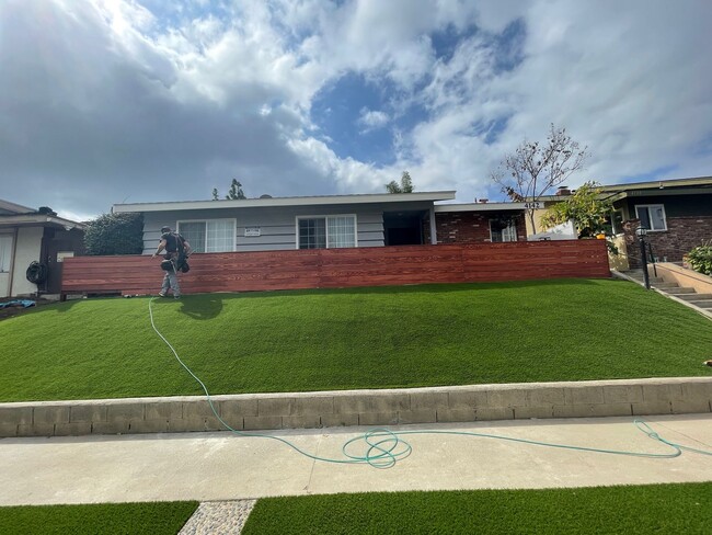 Building Photo - 4142 Hathaway Ave
