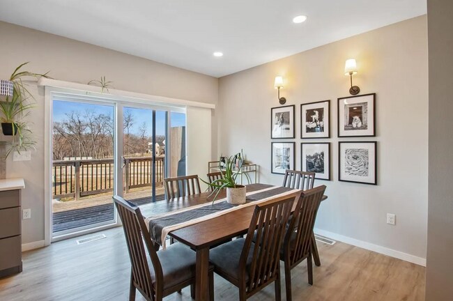 Foto del edificio - 4881 Preston Ln