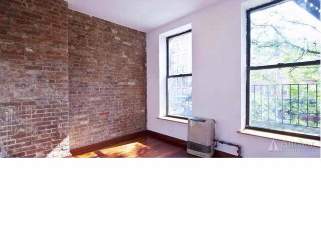 Building Photo - 15 Avenue B