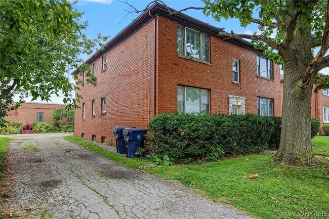 Foto del edificio - 40 Eagan Dr