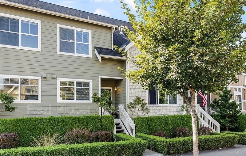 Primary Photo - 2343 NE Park Dr