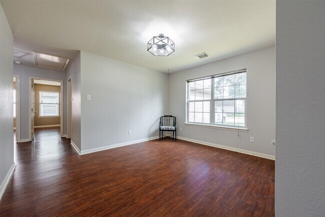 Building Photo - 15823 Kings Cypress Ln