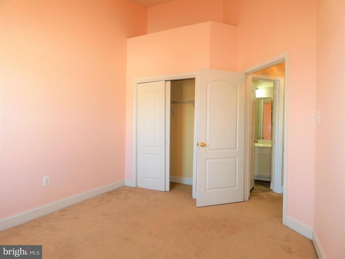 16781 Sweeney Ln, Woodbridge, VA 22191 Townhome Rentals in Woodbridge