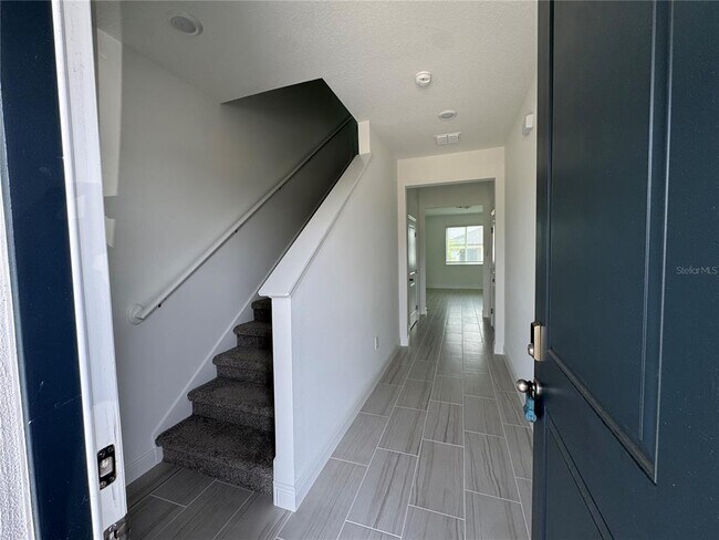 Foto del edificio - 1832 Archer Dr