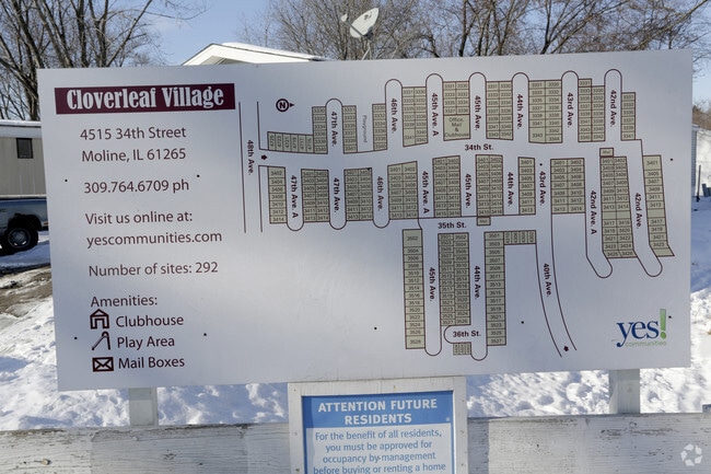 Building Photo - Cloverleaf Village