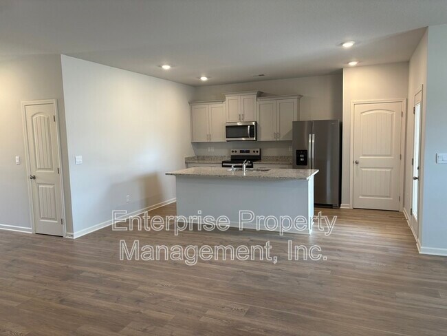 Foto del edificio - 265 Kipling Dr