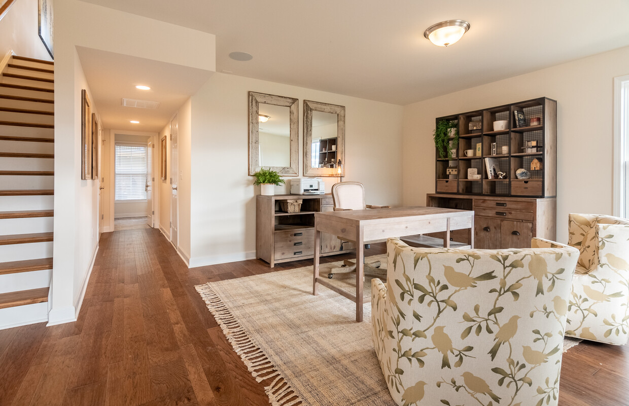Foto principal - 345 John Adams Dr NW