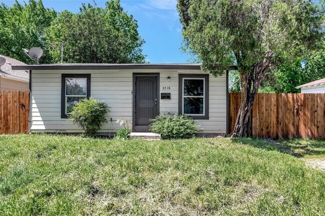 Adorable 2 bed, 1 bath house in Fort Worth - Adorable 2 bed, 1 bath house in Fort Worth