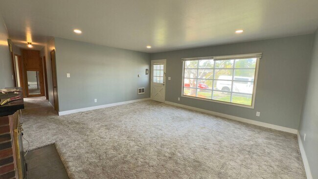 Foto del edificio - 1255 Avenue A