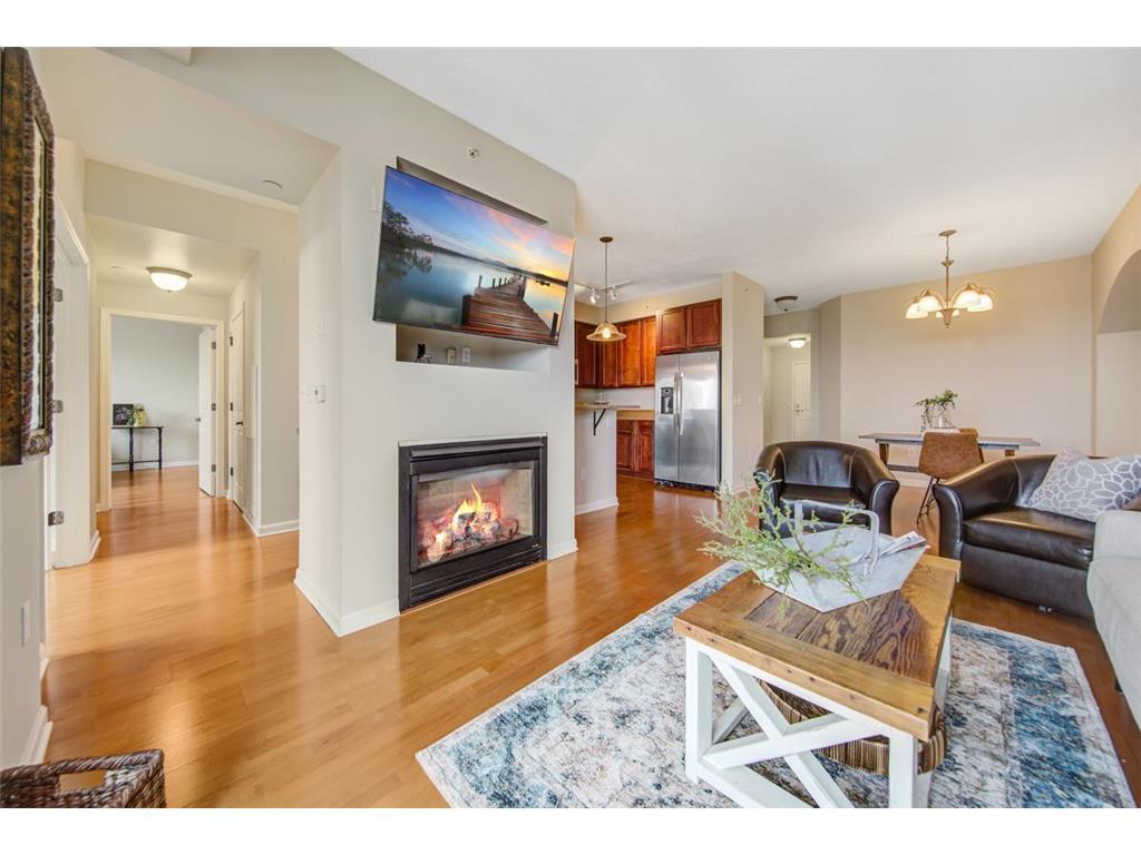 500 500 E Grant St Unit 1905, Minneapolis, MN 55404 Room for Rent in