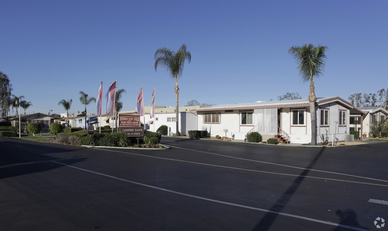 Carefree Ranch Mobile Home Park Apartments in Escondido, CA