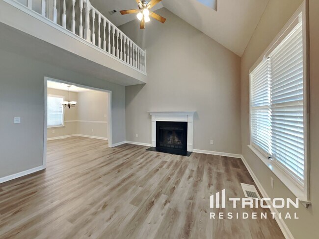 Building Photo - 1301 Springwood Ct