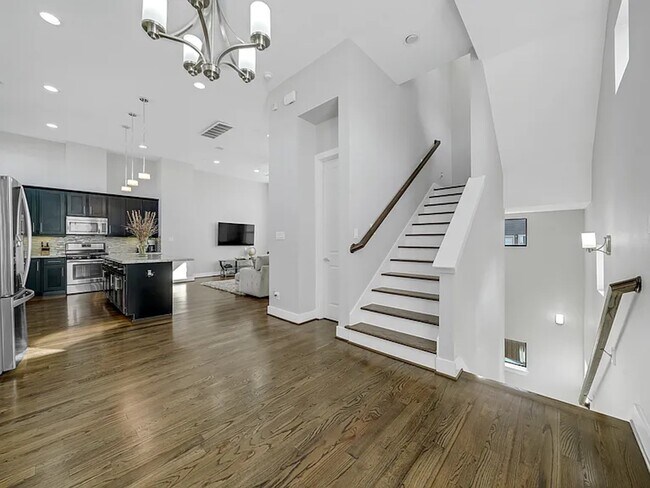 Foto del edificio - 1814 Thompson St