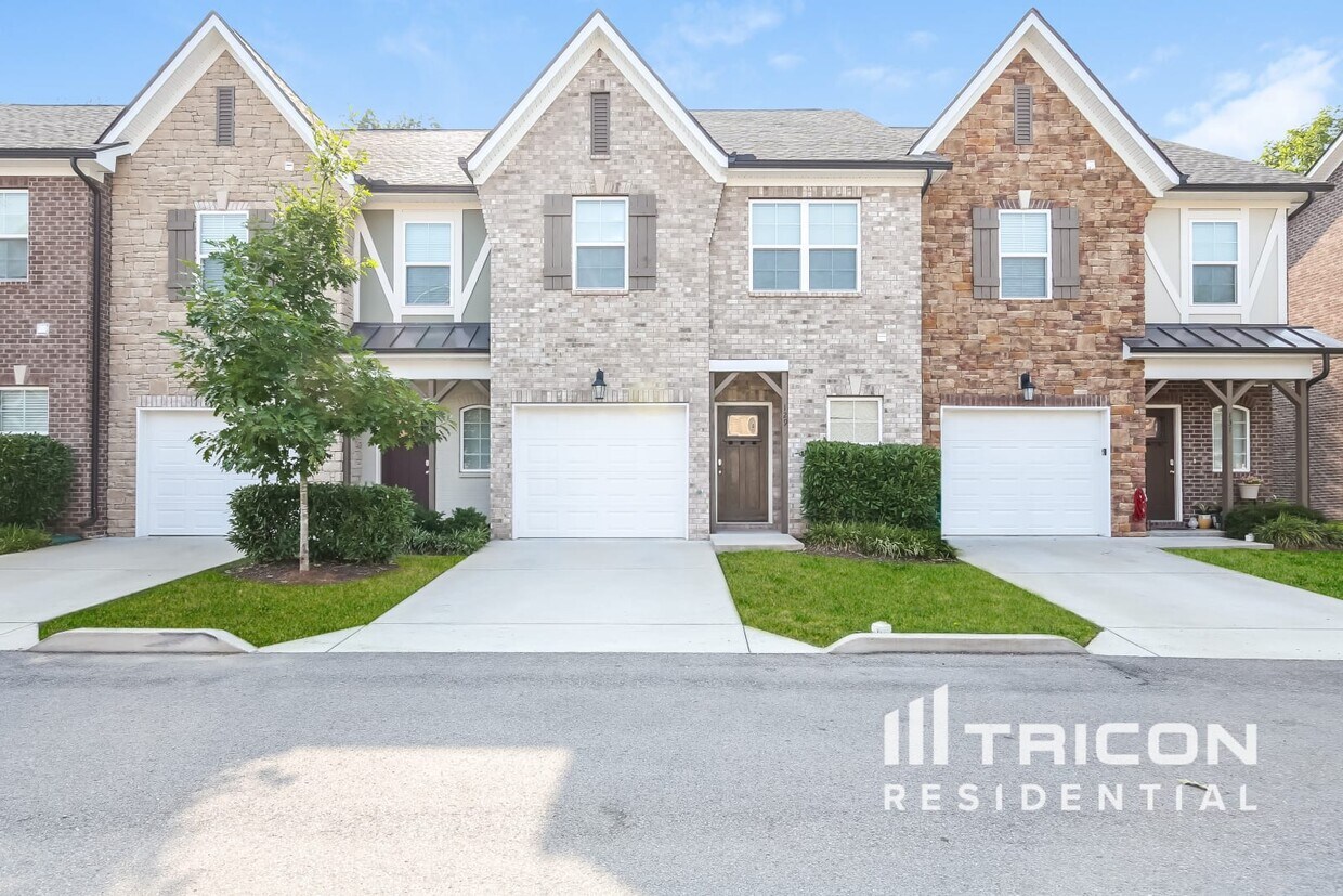 Foto principal - 129 Hickory Sta Ln