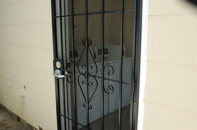Photo - 800 N Olympia St (New Orleans, LA) House