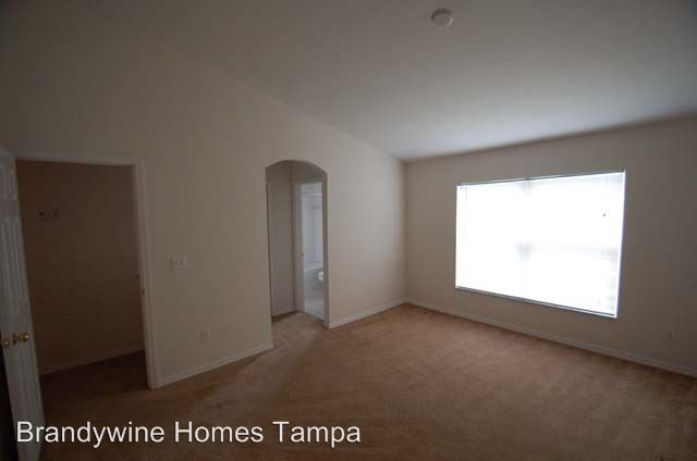 Building Photo - 6105 Olivedale Dr