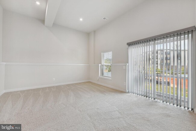 Foto del edificio - 46344 Mount Kellogg Ter
