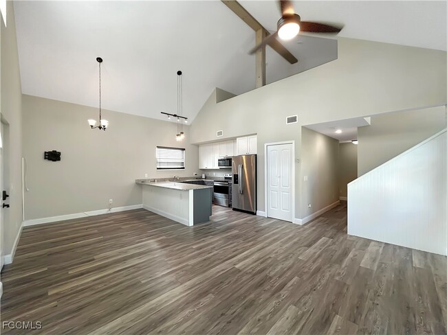 Foto del edificio - 4326 Kerrigan Cir