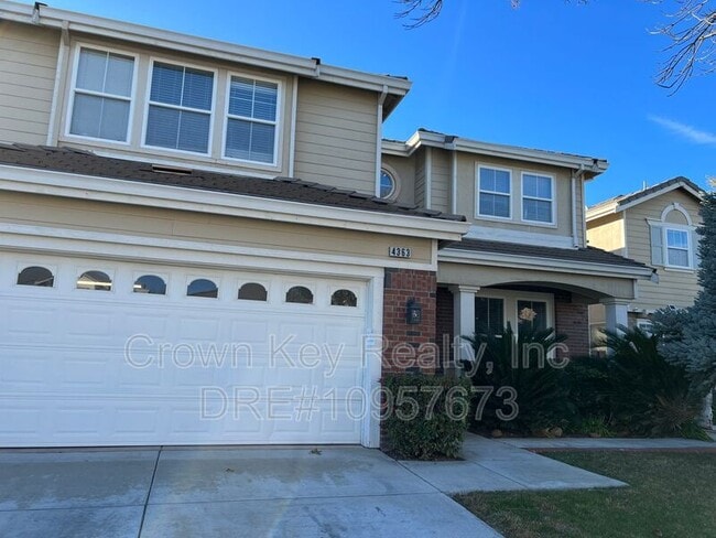 Building Photo - 4363 Lindsey Ln