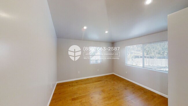 Building Photo - 1304 Santa Clara St