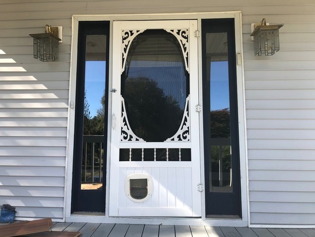 Building Photo - Country house near Denver NC!