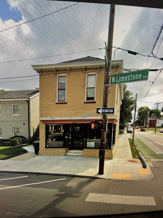 Building Photo - 400 N Limestone