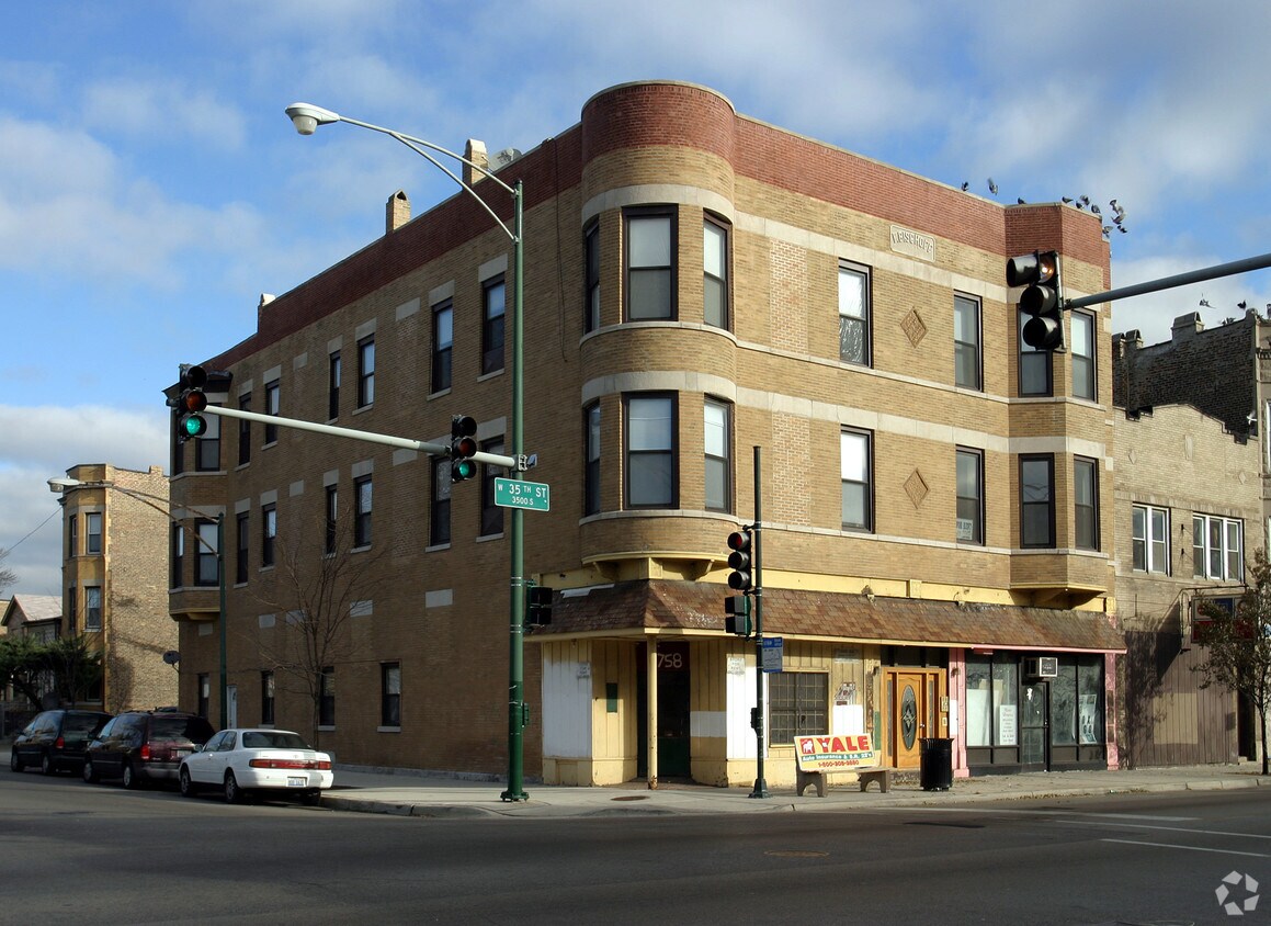 Foto del edificio - 1756-58 W 35th St