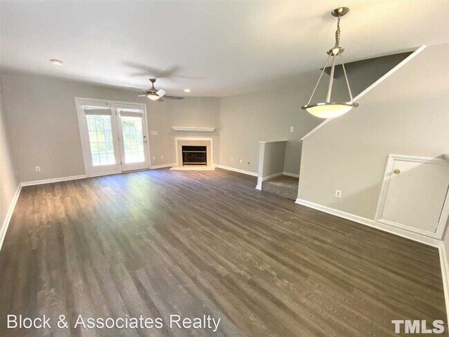 Building Photo - 3 br, 2.5 bath House - 5233 Eagle Trace Drive