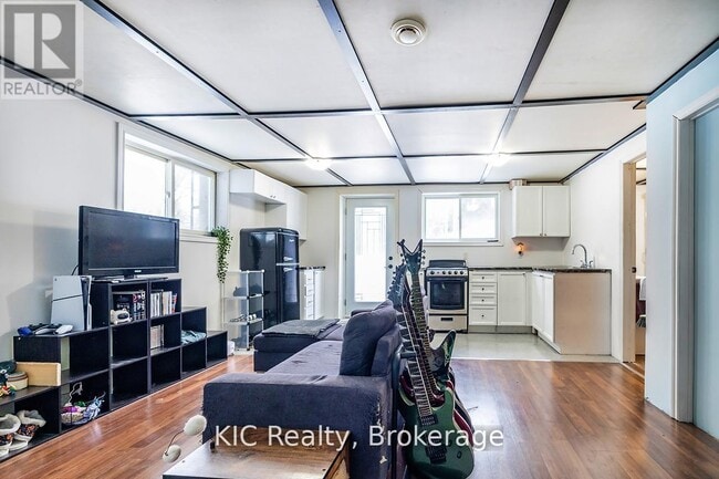 Building Photo - 14202 ON-118