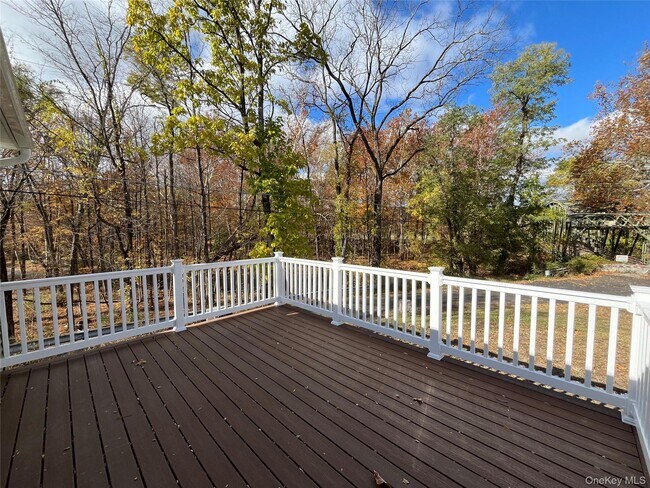 Foto del edificio - 148 Port Ben Rd