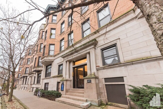 Foto del edificio - 639 W Oakdale Ave