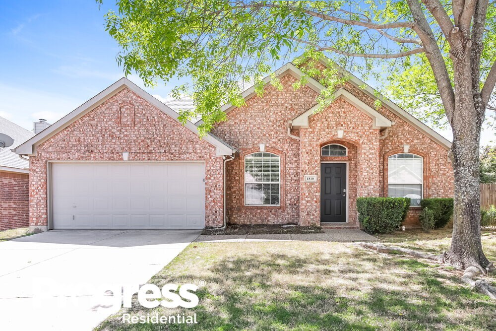 1810 Copper Leaf Dr, Corinth, TX 76210 House for Rent in Corinth, TX