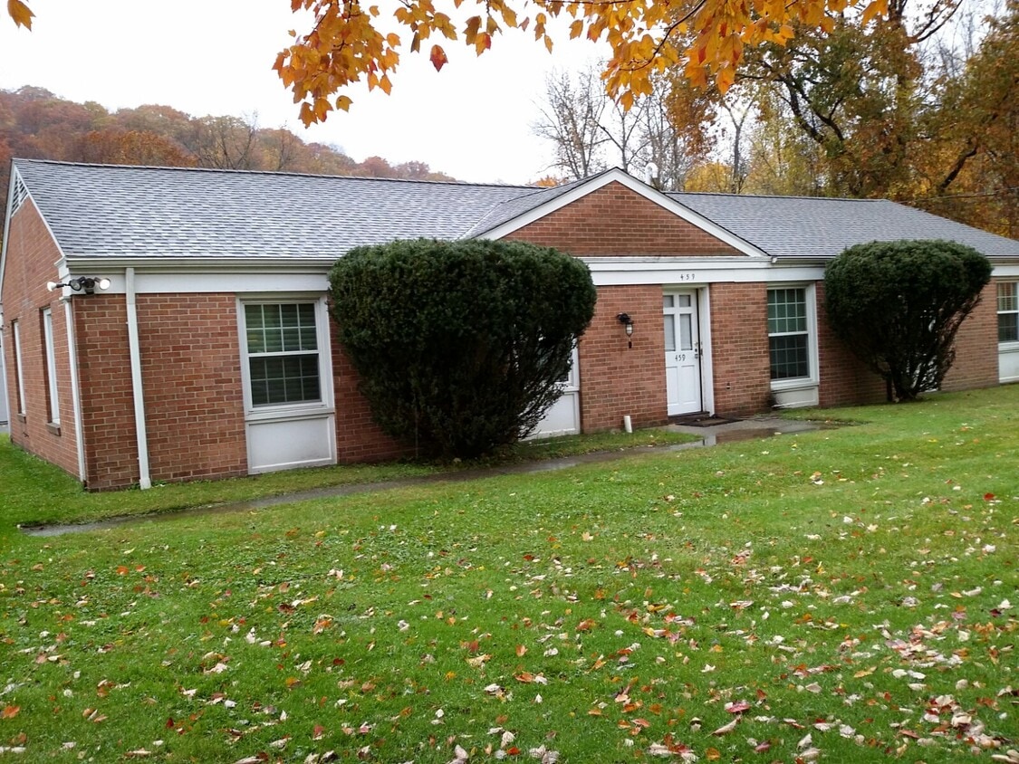 Primary Photo - 459 Saw Mill River Rd