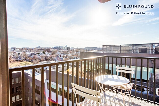 Foto del edificio - 625 H St NE