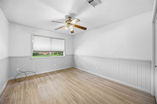Foto del edificio - 16202 Mill Point Dr