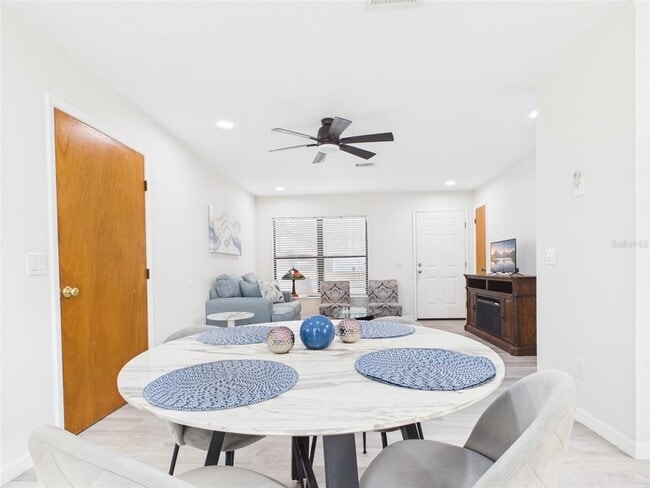 Foto del edificio - 7686 SW 81st St