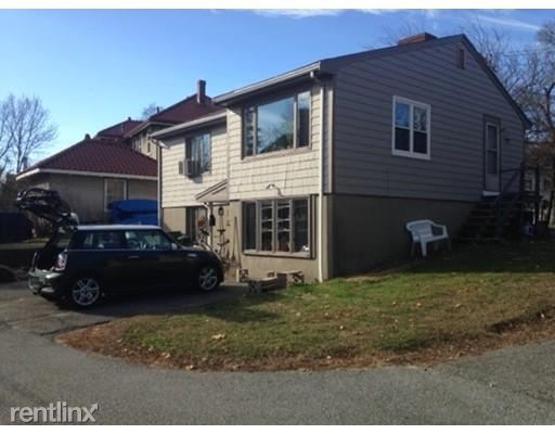 Primary Photo - 168 Pleasant St