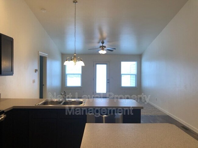 Building Photo - 158 Jackson Peak Dr