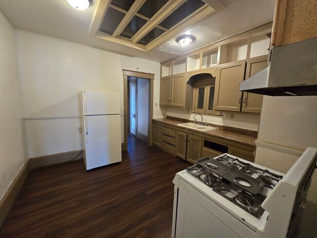 Foto del edificio - 2245-7 S. Muskego Ave