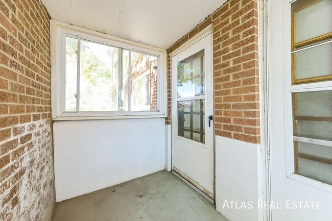 Building Photo - 6205 W 40th Ave