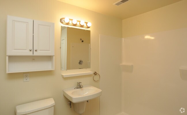 1HAB, 1BA-1,385 ft² - The Spinney at Van Dyke